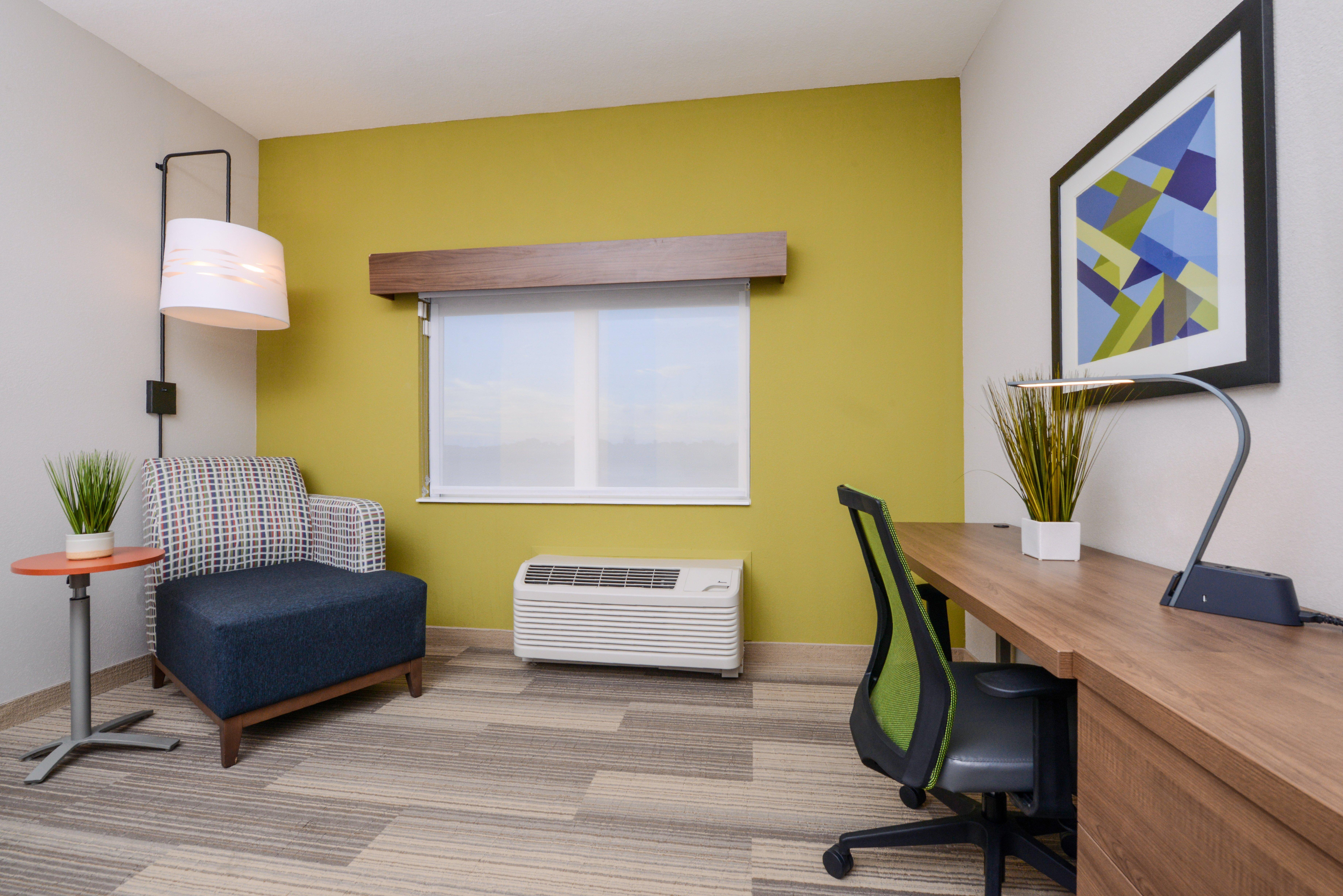 Holiday Inn Express & Suites - Ruskin By Ihg Exterior foto