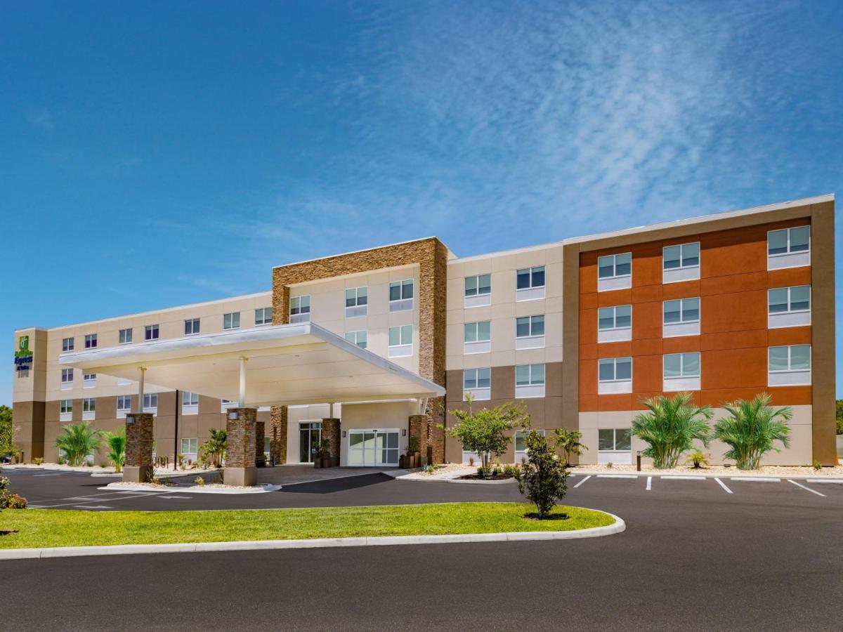 Holiday Inn Express & Suites - Ruskin By Ihg Exterior foto