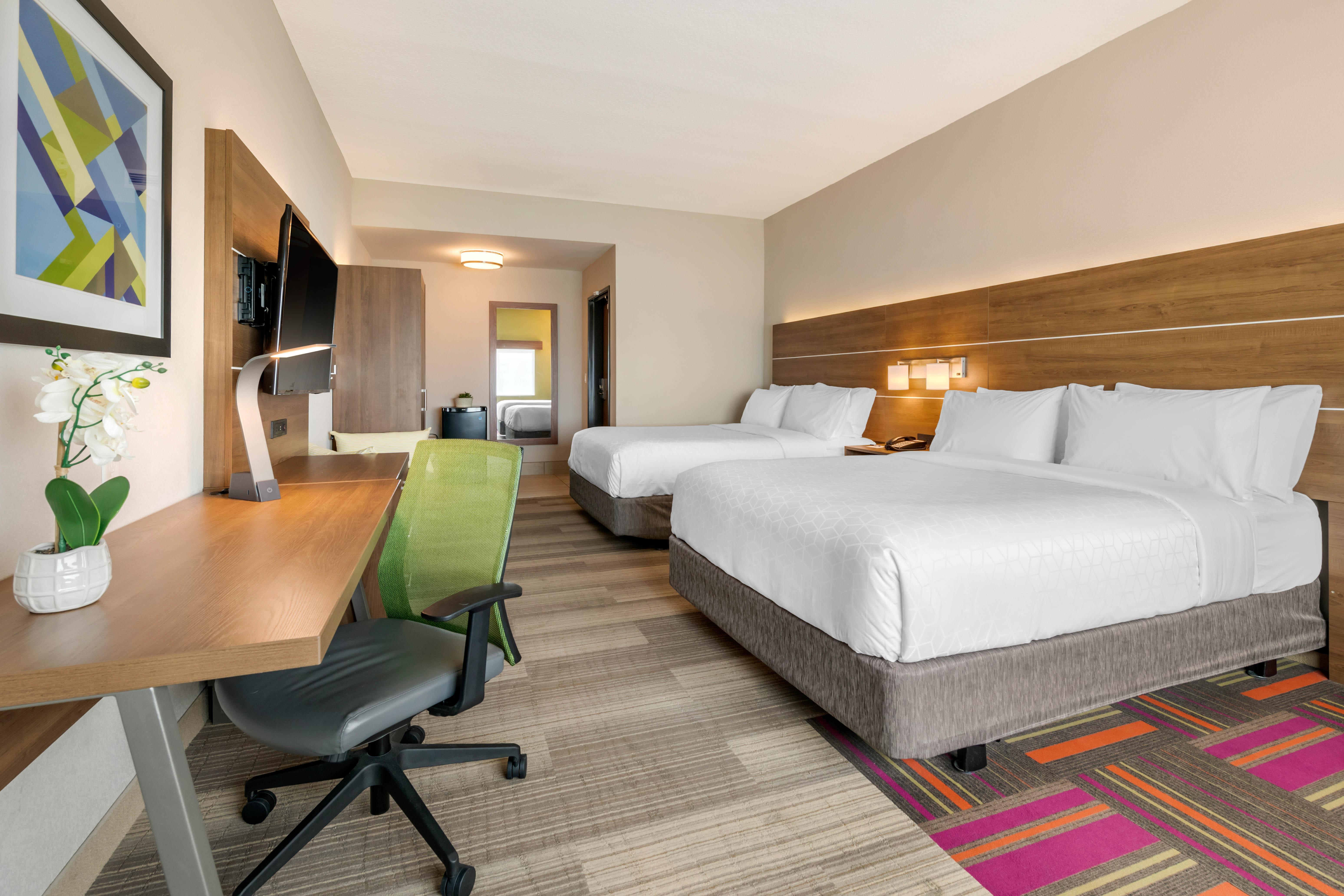 Holiday Inn Express & Suites - Ruskin By Ihg Exterior foto
